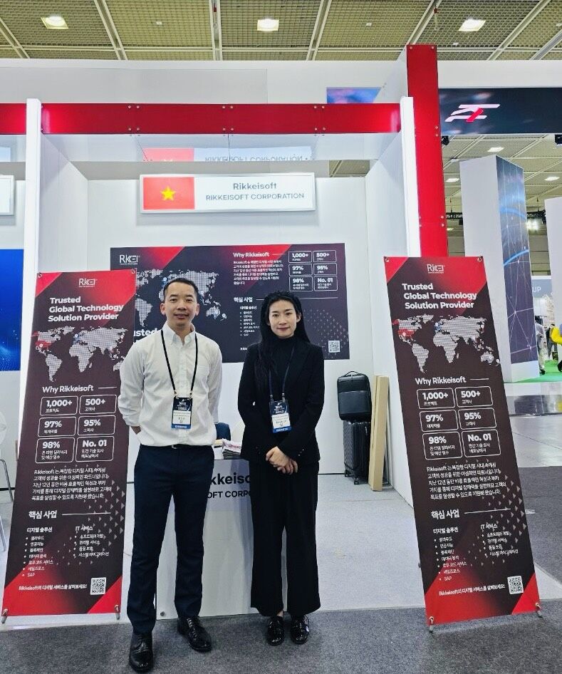 Rikkeisoft’s representatives at World IT Show 2024